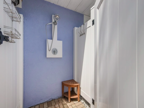 Island Elegance: Anna Maria 3 Bedroom Home Steps from the Gulf