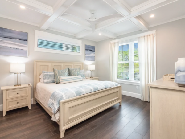 Gorgeous House with 4 Bedroom, Pool & Spa