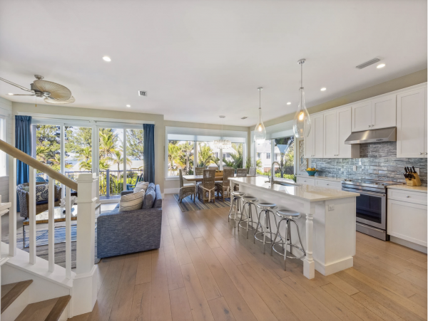 Word Class Stunner New Home Just In!!!