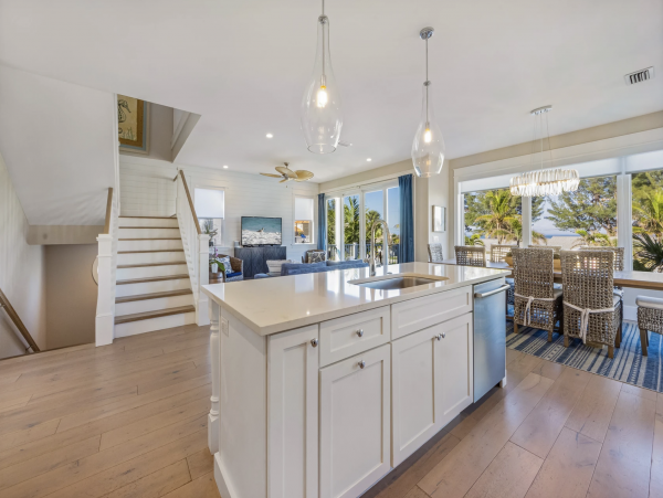 Word Class Stunner New Home Just In!!!