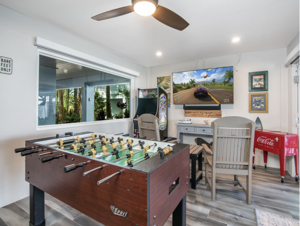 One Of The Best Beach Homes in All Anna Maria Island!!