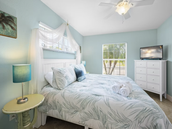 Anna Maria Island Lovely Three Bedroom Cottage