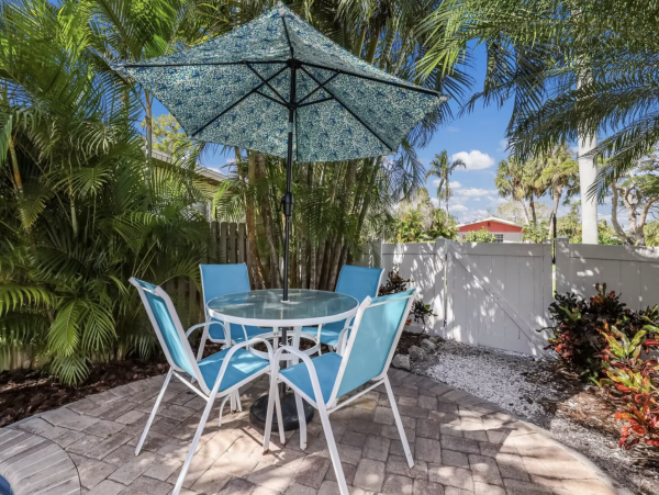 Anna Maria Island Lovely Three Bedroom Cottage
