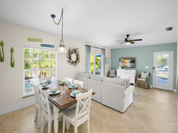 Anna Maria Island Lovely Three Bedroom Cottage