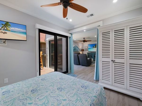 Anna Maria Island Beachfront Condo Rental – 2-Bedroom Holmes Beach Vacation Rental