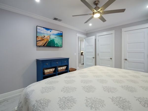 Anna Maria Island Beachfront Condo Rental – 2-Bedroom Holmes Beach Vacation Rental