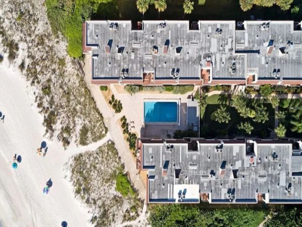 Anna Maria Island Beachfront Condo Rental – 2-Bedroom Holmes Beach Vacation Rental