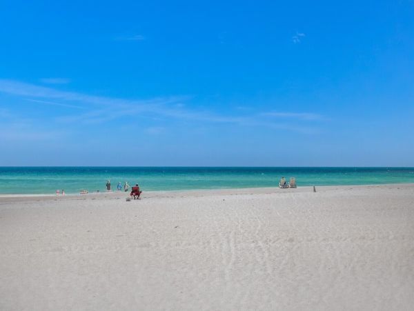Anna Maria Island Beachfront Condo Rental – 2-Bedroom Holmes Beach Vacation Rental