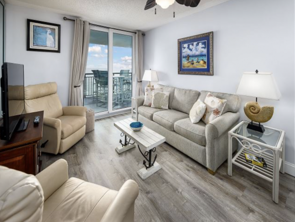Beachfront Dream World Class Beach Views!