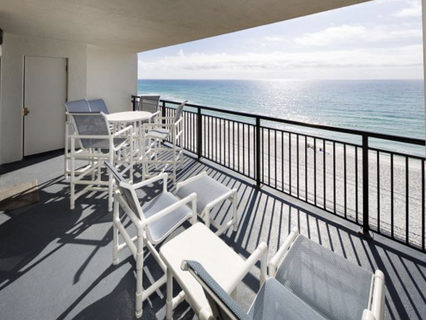 Beachfront Dream World Class Beach Views!