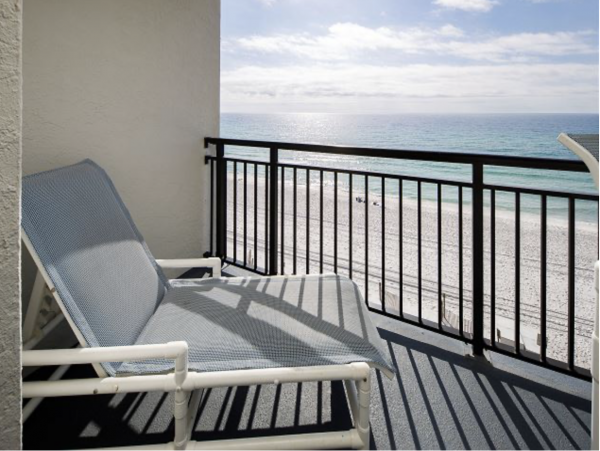 Beachfront Dream World Class Beach Views!