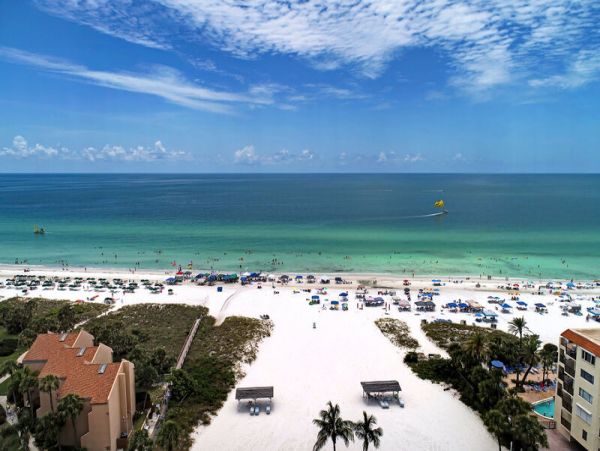 Stunning Siesta Key Rental: Pool, Marina Views & Beach Access