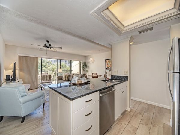 Stunning Siesta Key Rental: Pool, Marina Views & Beach Access