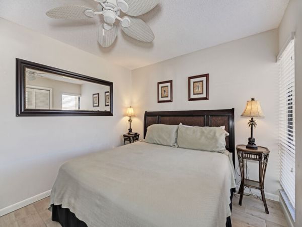 Stunning Siesta Key Rental: Pool, Marina Views & Beach Access