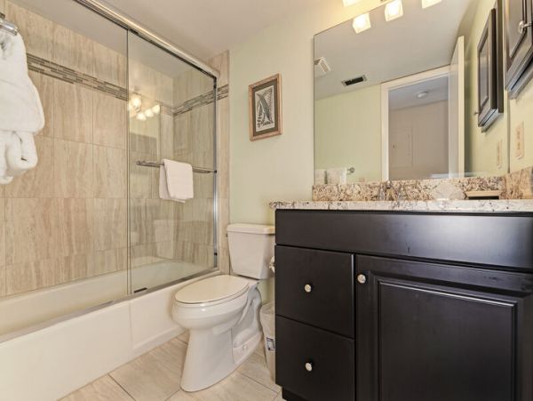 Stunning Siesta Key Rental: Pool, Marina Views & Beach Access