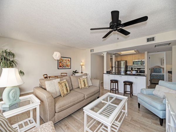 Stunning Siesta Key Rental: Pool, Marina Views & Beach Access