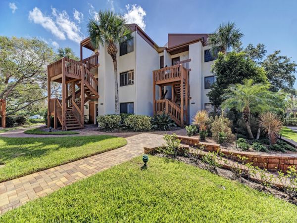 Stunning Siesta Key Rental: Pool, Marina Views & Beach Access