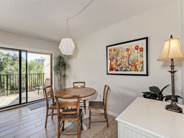 Stunning Siesta Key Rental: Pool, Marina Views & Beach Access