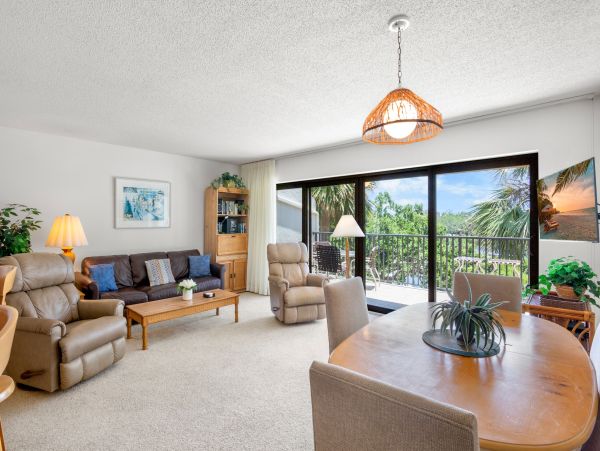 Relaxing Coastal Escape in Siesta Key