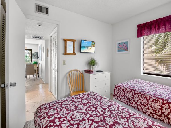Relaxing Coastal Escape in Siesta Key