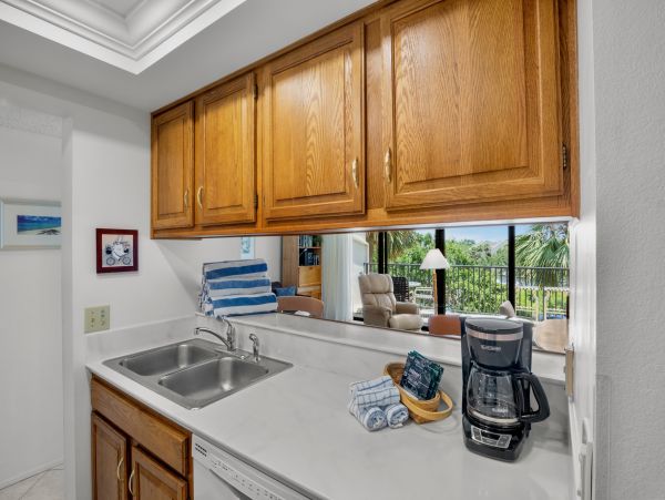 Relaxing Coastal Escape in Siesta Key