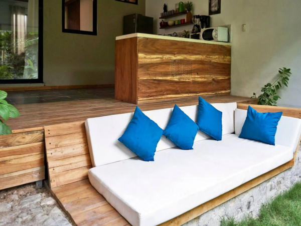 Lovely Vacation Getaway with 2 Bedrooms & Pool