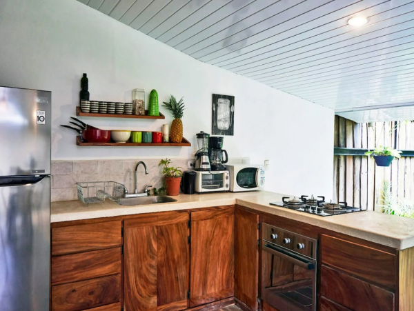 Lovely Vacation Getaway with 2 Bedrooms & Pool