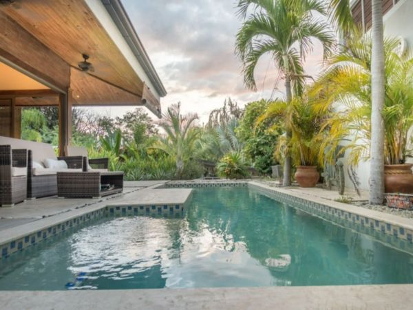Playa Santa Teresa Vacation Villa Two bedroom Walk to Beach