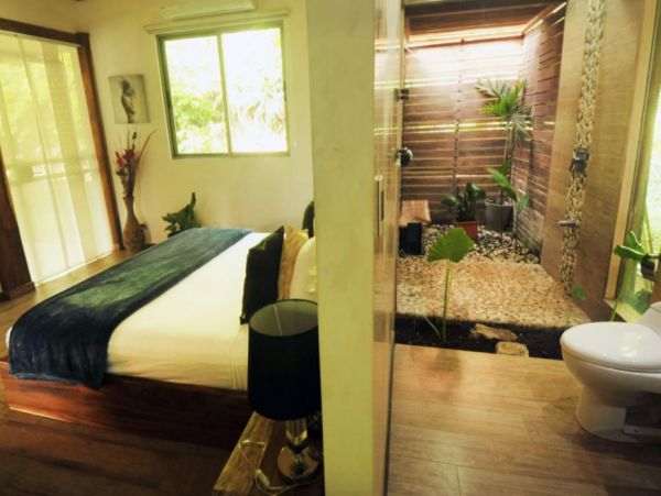 Playa Santa Teresa Vacation Villa Two bedroom Walk to Beach