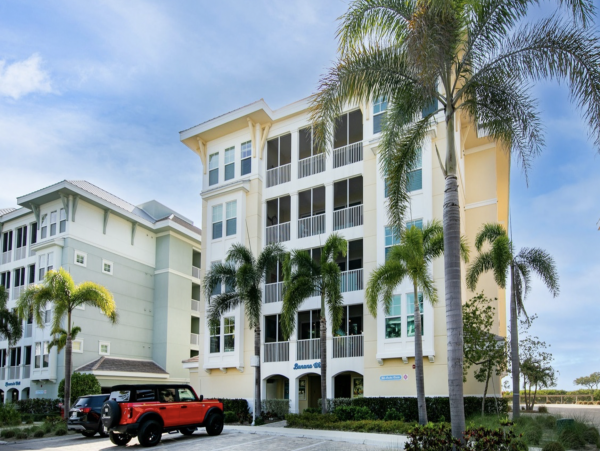 Lovely Waterfront Views A True Home Away from Home