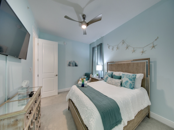 Lovely Waterfront Views A True Home Away from Home