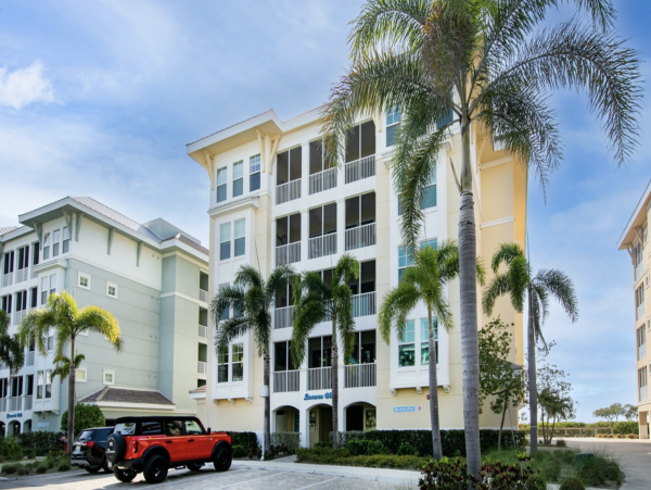 Lovely Waterfront Views A True Home Away from Home