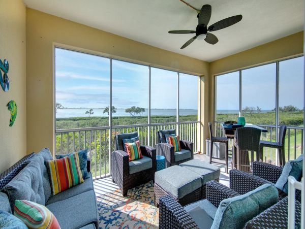 Lovely Waterfront Views A True Home Away from Home