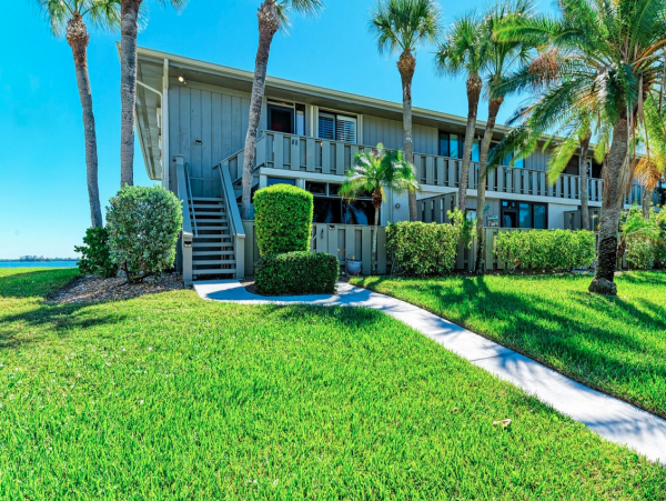 2-Bdm Condo Endless Bay Views Your Ideal Anna Maria Island Getaway