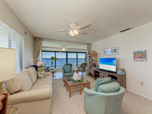 2-Bdm Condo Endless Bay Views Your Ideal Anna Maria Island Getaway