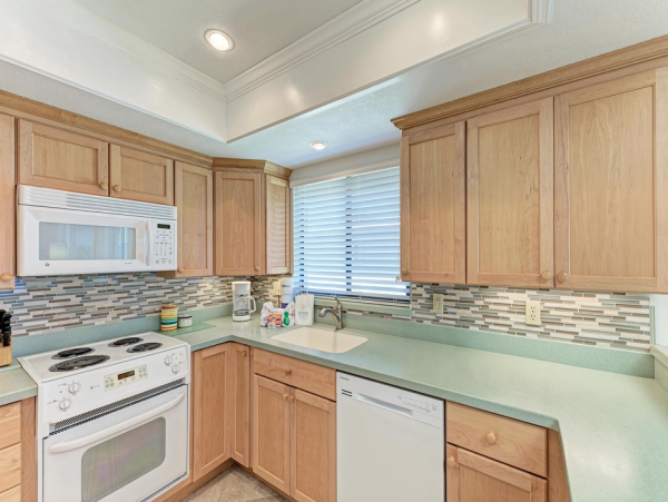 2-Bdm Condo Endless Bay Views Your Ideal Anna Maria Island Getaway
