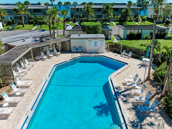 2-Bdm Condo Endless Bay Views Your Ideal Anna Maria Island Getaway
