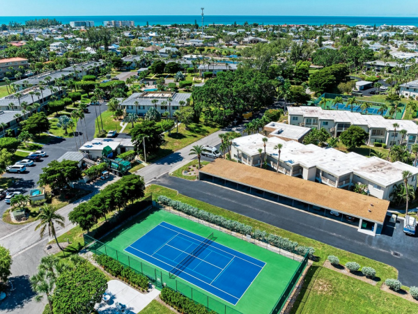 2-Bdm Condo Endless Bay Views Your Ideal Anna Maria Island Getaway