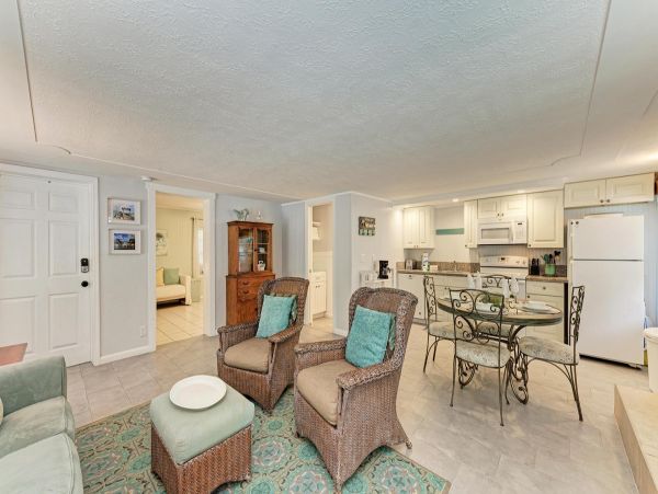 Anna Maria Island Holmes Beach Condo 1086427