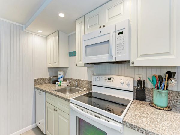 Anna Maria Island Holmes Beach Condo 1086427