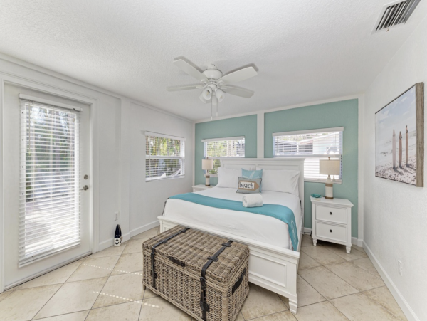 Anna Maria island What A Stunner Pool Home!