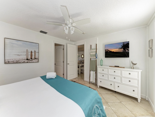 Anna Maria island What A Stunner Pool Home!