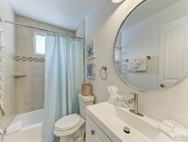 Anna Maria island What A Stunner Pool Home!