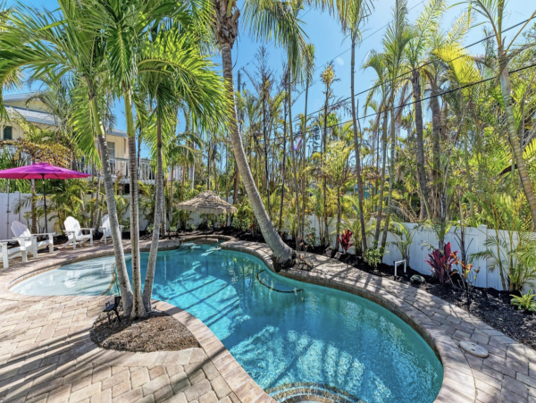 Anna Maria island What A Stunner Pool Home!