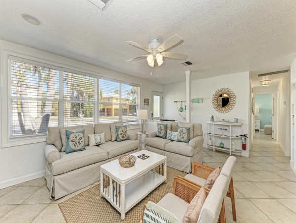 Anna Maria island What A Stunner Pool Home!