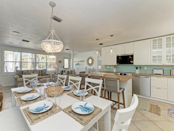 Anna Maria island What A Stunner Pool Home!