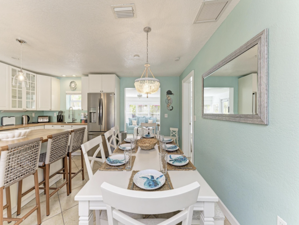 Anna Maria island What A Stunner Pool Home!