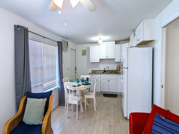 Lovely Fort Myers Duplex with Great Amenities