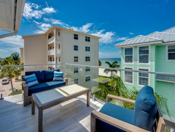 Three Bedroom Vacation Home in Fort Myers Beach
