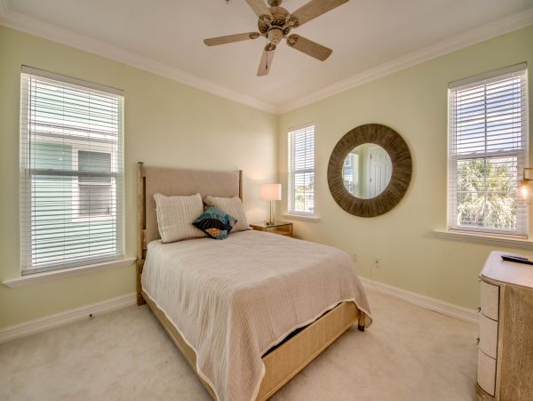 Three Bedroom Vacation Home in Fort Myers Beach